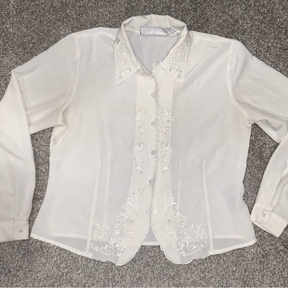 White Floral Embroidered Semi Sheer Blouse by Claudia Richard Vintage 90s
